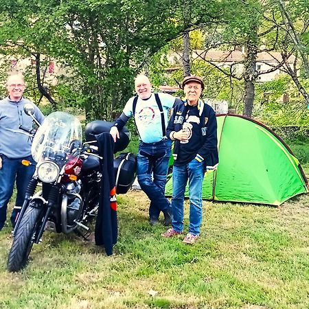 Camping Vert Lavande Belmont-sur-Rance Exterior foto