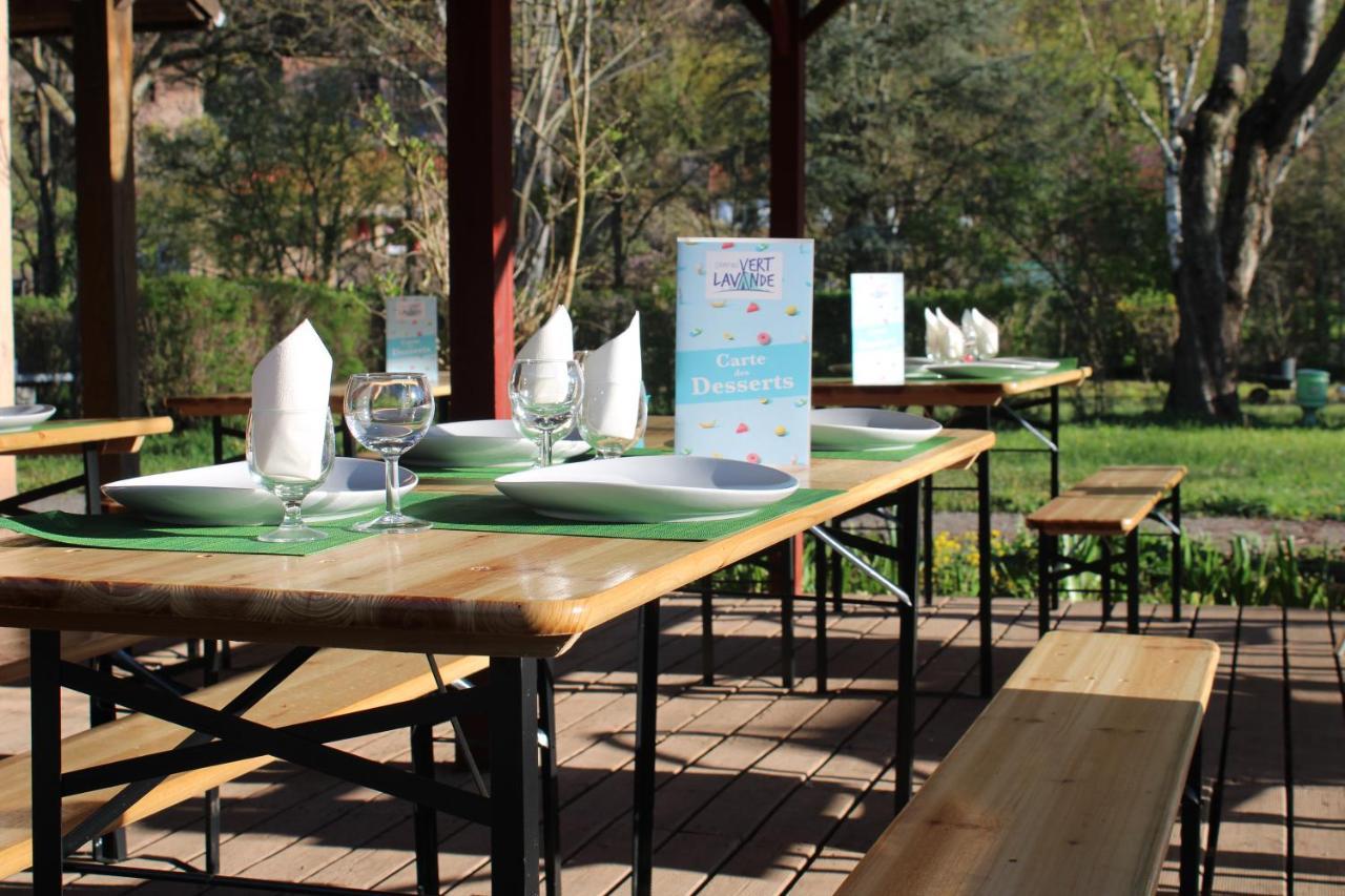 Camping Vert Lavande Belmont-sur-Rance Exterior foto
