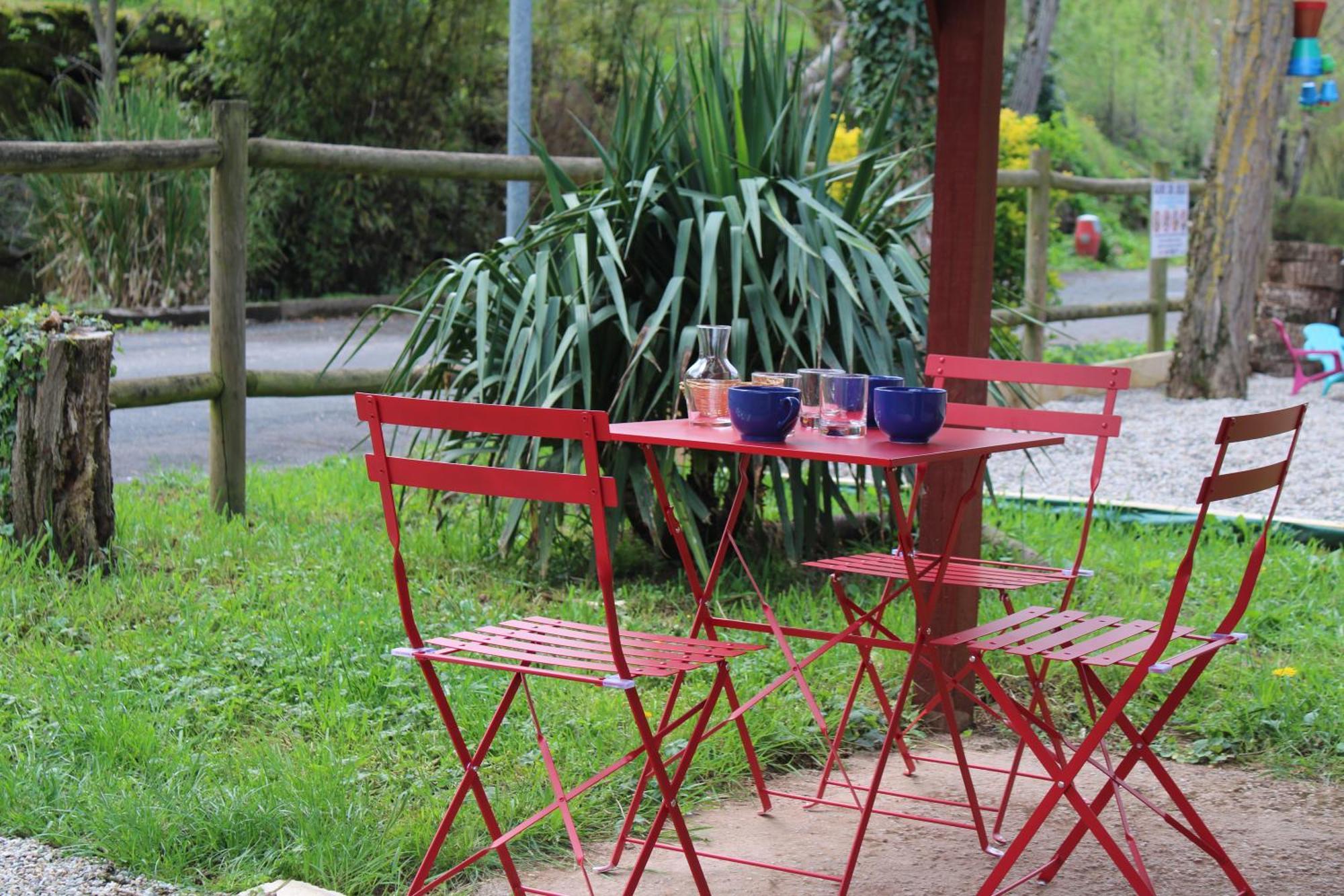 Camping Vert Lavande Belmont-sur-Rance Exterior foto
