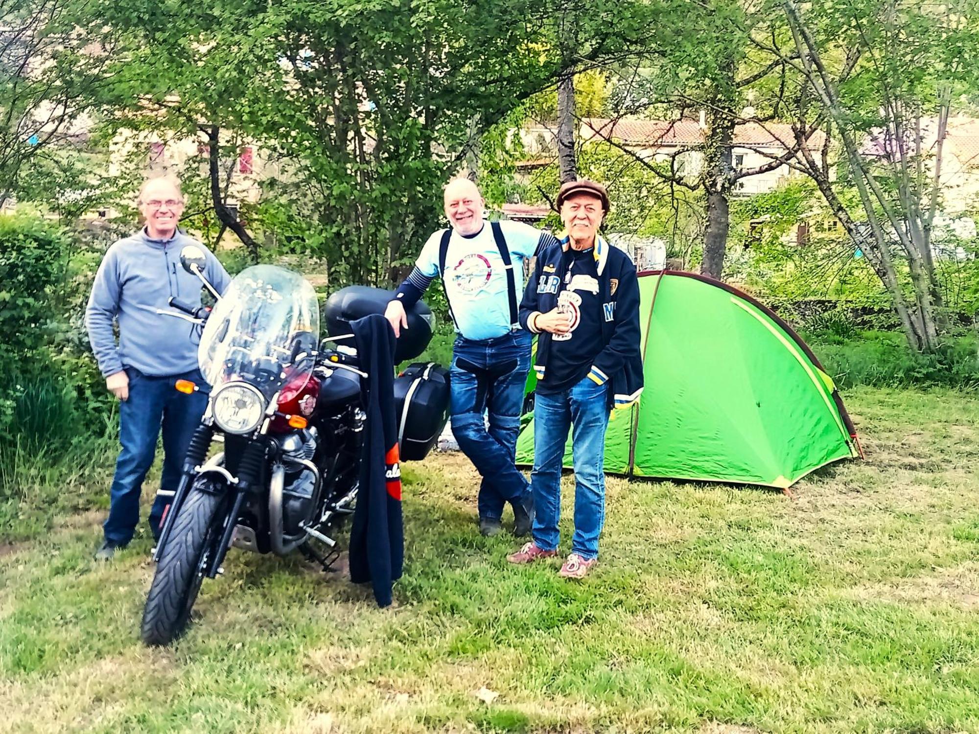 Camping Vert Lavande Belmont-sur-Rance Exterior foto